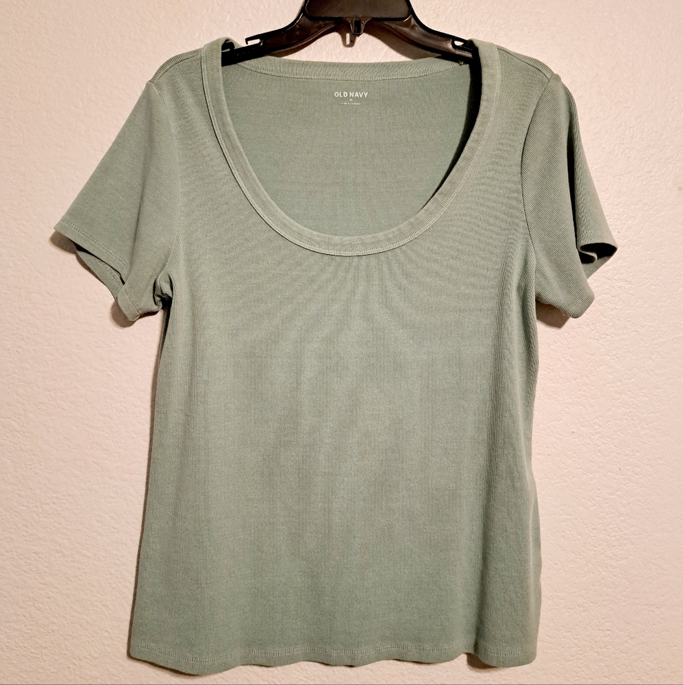 Old Navy Short Sleeve Shirt